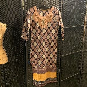 Unique ethic tunic - fits like a medium